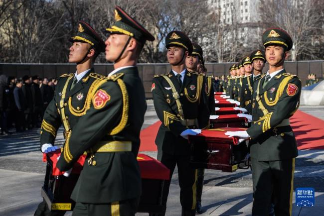 英魂安息 家国安宁——第十批在韩中国人民志愿军烈士遗骸安葬仪式侧记