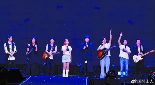 五月天假唱风波引发热议，网友评论：终于知道告五人是告哪五个人了