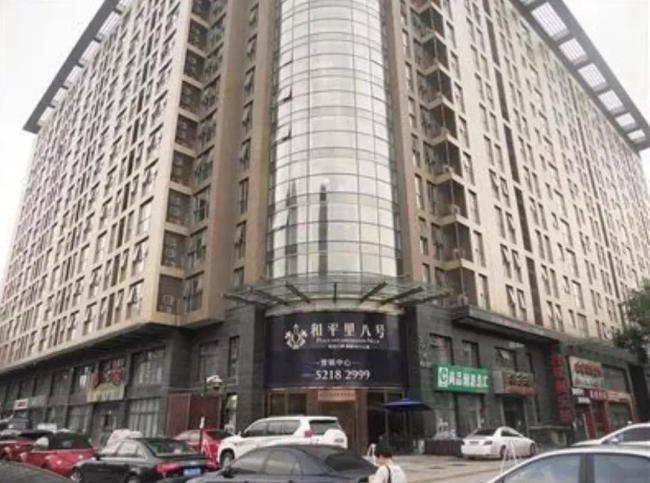 没想到此时，煤老板选择杀回房地产！幕后玩家还的是他们