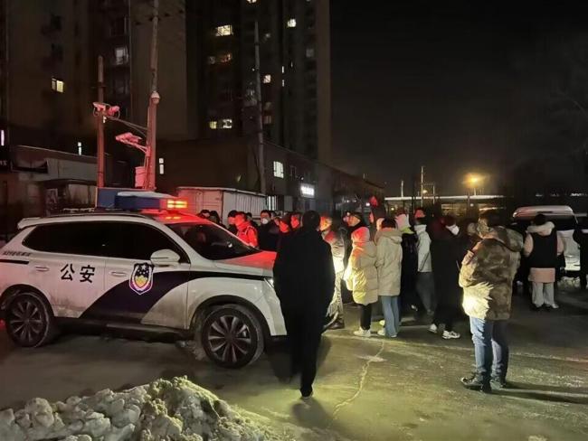 石家庄10岁失联男孩被找到:两百人零下十多度彻夜搜寻