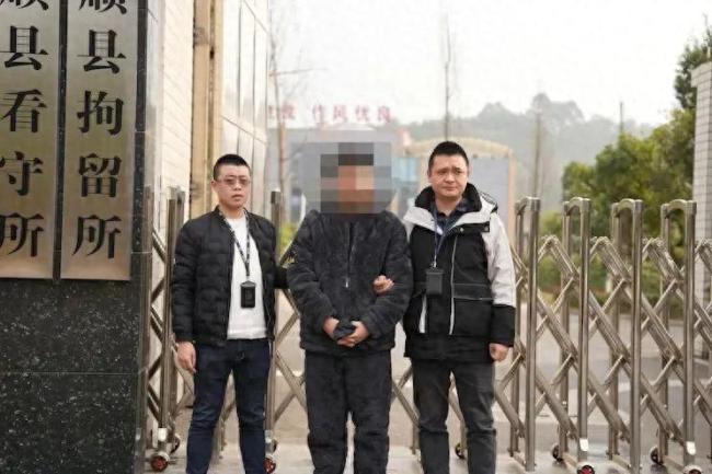 男子女厕装摄像头偷拍被刑拘 曾流窜多地潜入偷拍