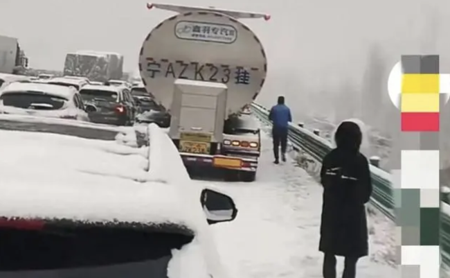 高速车主付费让沿途村民除雪可行吗