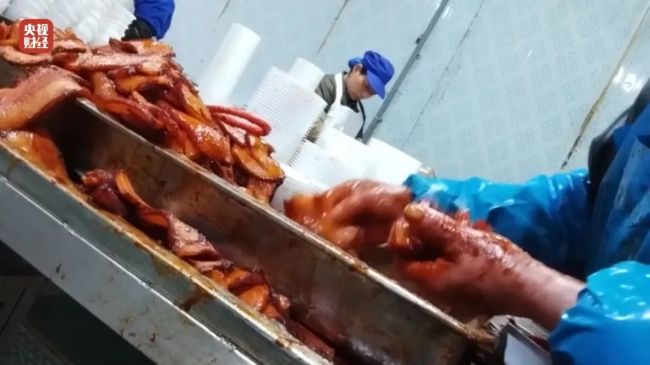 阜阳市监局通报“梅菜扣肉用槽头肉”：已对涉事企业进行查封