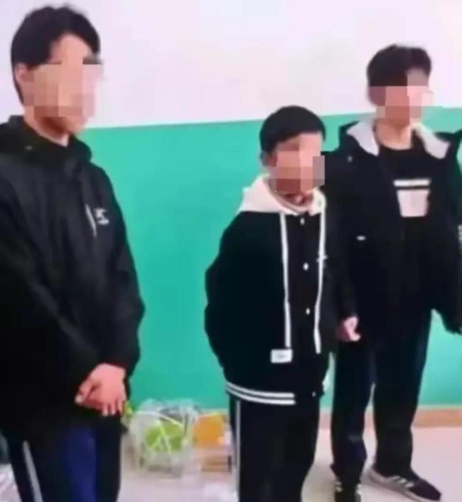 专家：未成年犯罪必须惩罚 引发了人们对未成年犯罪问题的深刻思考