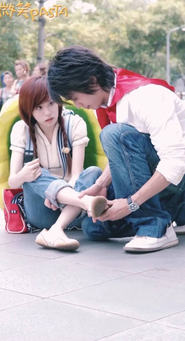 张栋梁现身王心凌演唱会重现何群成晓诗的回忆杀