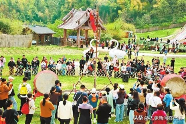 清明假期河南旅游收入超110亿元 红色旅游成主题