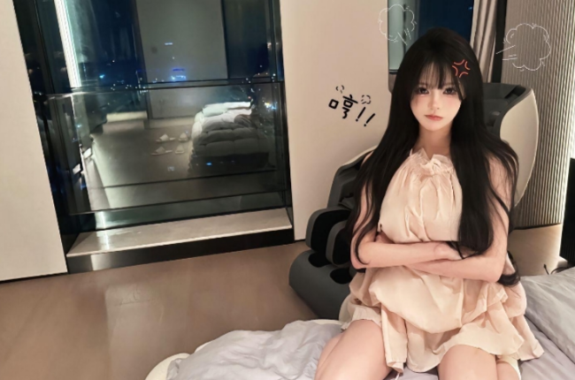 千万粉丝级网红郑燕姿官宣怀孕 并晒出和男友的合照