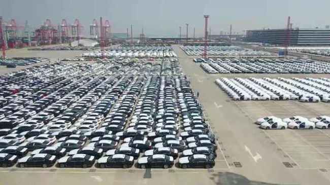 韩国车企人员组团围观国产新能源车