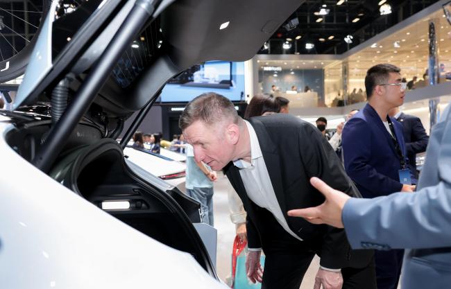 散播产能过剩论的人该来北京车展看看 要从全球实际需求看中国汽车产能