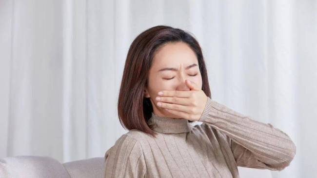 怀孕以后为什么会觉得老公巨臭无比 