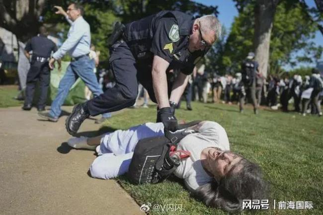美国警方采取高压手段驱散抗议活动引发国际社会广泛关注