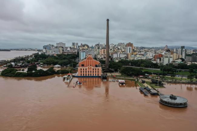 巴西南部洪灾致死人数升至39人 68人失踪待救援