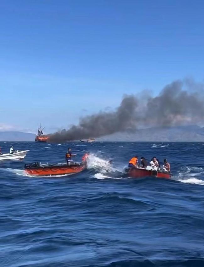 广州游客印尼船宿遇火灾被迫跳海求生！总领馆称已提供协助