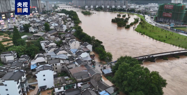 安徽歙县2.7万余人因暴雨受灾 多地发生严重洪涝灾害