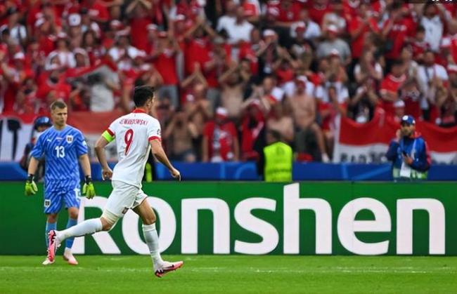 波兰队欧洲杯提前被淘汰，莱万为此首次公开发声 或将告别国家队