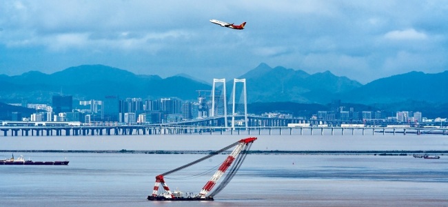 “city”风吹到了深中通道 来看绝美海上日出