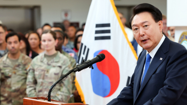 尹锡悦访问美国印太司令部 强调韩美同盟重要性