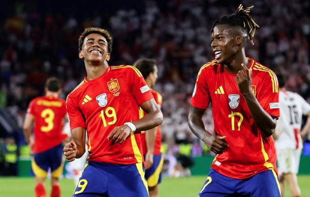 FIFA最新排名：国足1场没踢，上升1位！西班牙狂揽106分 双雄登顶洲际赛