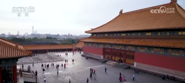 北京中轴线建筑群落见证文明发展 古老与现代交织的都市画卷