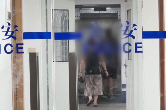 男子劝阻吸烟被打：围殴者每人赔1万