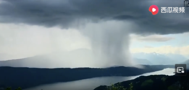 延时记录局部强降雨震撼画面 自然之力与城市韧性考验