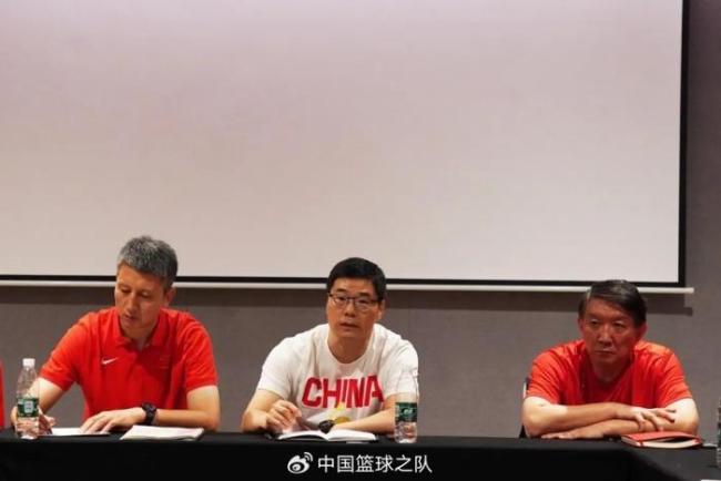 中国男篮在西安召开集训总结会 凝心聚力，剑指未来挑战