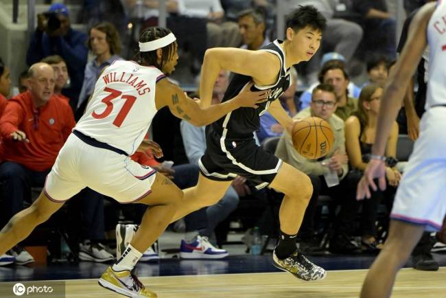 ✅体育直播🏆世界杯直播🏀NBA直播⚽哈登14分快船胜篮网，崔永熙季前赛首秀得分 快船强势逆转篮网