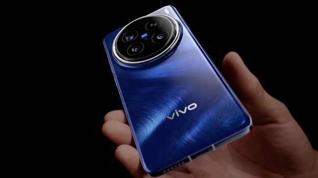 vivo X200标准版超前上手 鸿蒙版微信内测新进展