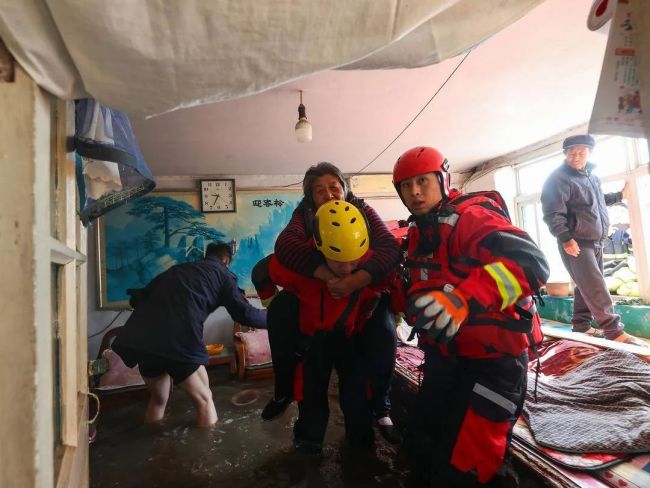 辽宁省积极有效应对海水倒灌 多地联动救援