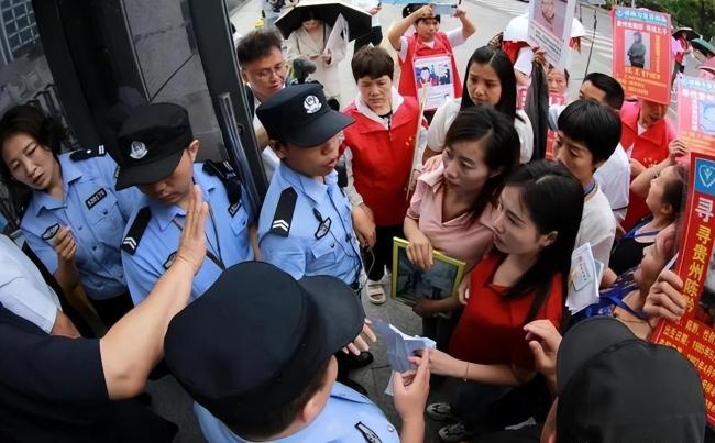 杨妞花直播称有空会继续带货 坚韧人生再出发