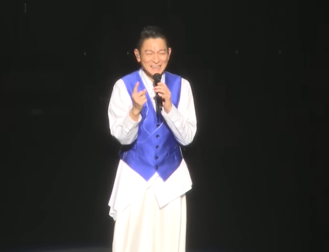 刘德华台北演唱会高唱《中国人》