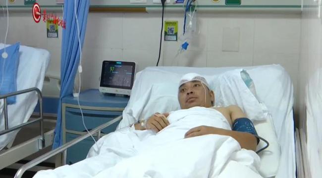 男人跟一又友喝酒被其偷袭进ICU 头盖骨取出来10多块