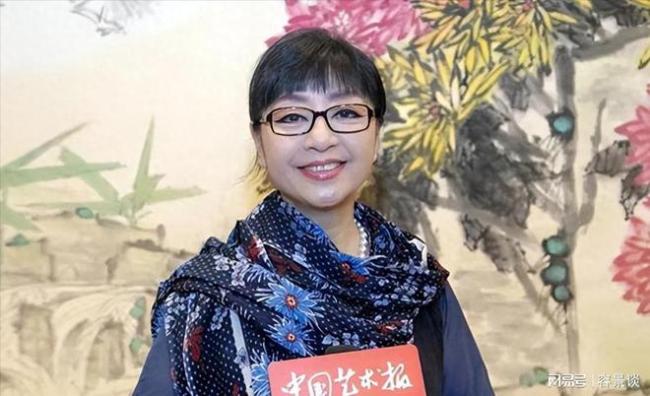 歌唱家殷秀梅：不顾家人反对嫁法国丈夫，在北京定居至今无儿无女