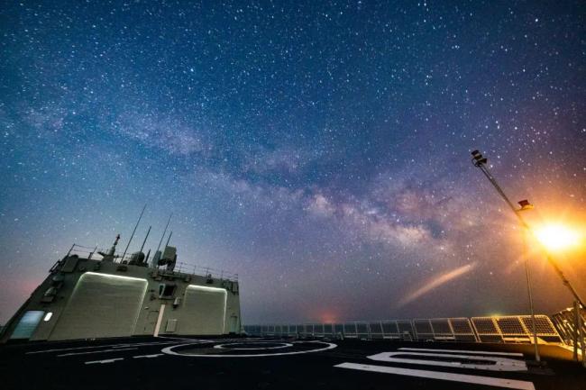 “万吨大驱”南昌舰,入列5周年!