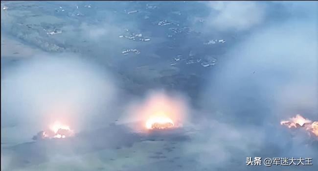 俄軍空投多枚重磅炸彈炸毀烏陣地 震撼戰(zhàn)場局勢