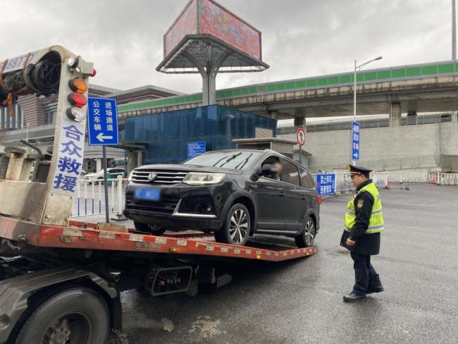 春運返鄉(xiāng)坐“黑車”有哪些風險 安全隱患大增