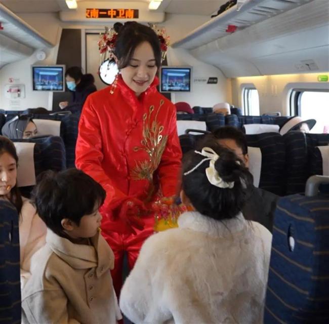 节日氛围浓厚 多国举办新春庆祝活动