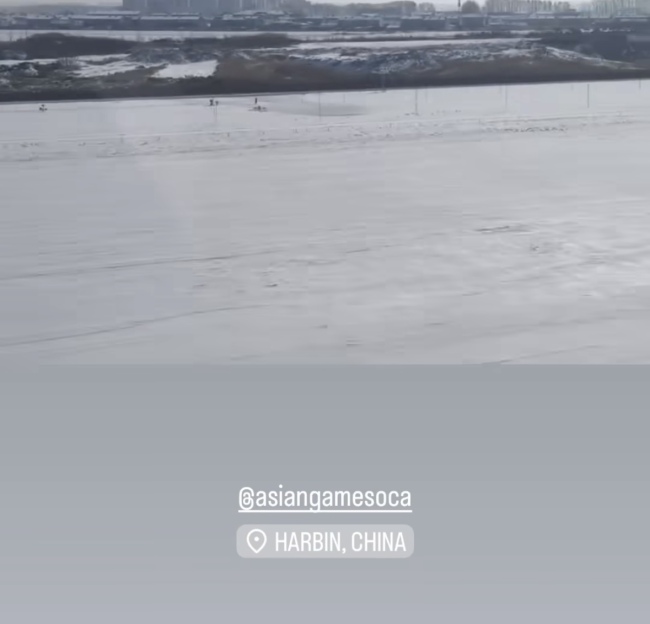 霍启刚探访亚冬会运动员村 助力香港冰雪运动