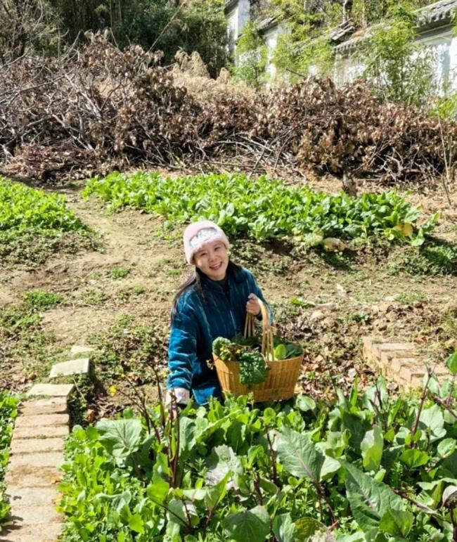 龚琳娜带儿子的苏丹同学回家过年 展现独立女性新生活