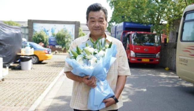 56歲愛國藝人張立威去世，一生未婚家人在臺