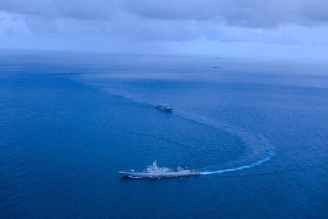 海軍艦艇編隊(duì)實(shí)彈射擊畫面