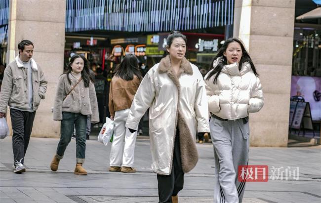 即將進入暖暖暖暖模式 晴暖天氣迎市民賞景