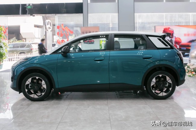 埃安AION UT售6.98万起 五款车型丰富选择