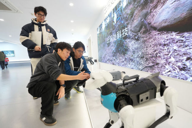 鐘華論:共同奔向中國(guó)式現(xiàn)代化的美好未來