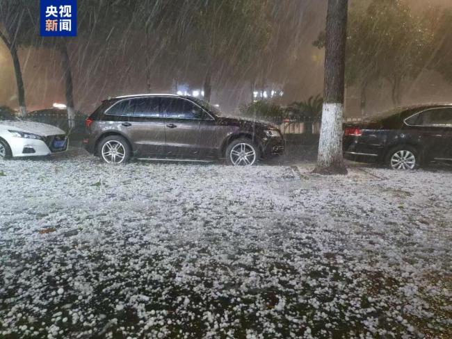 寒潮抵达湘北 湖南岳阳出现强冰雹天气