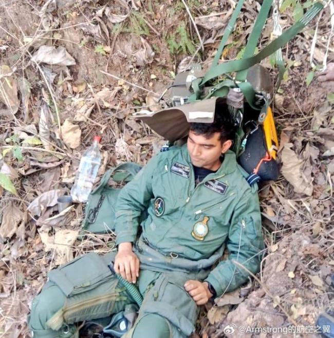 印度空軍一架美洲虎戰(zhàn)機墜毀 飛行員彈射待援