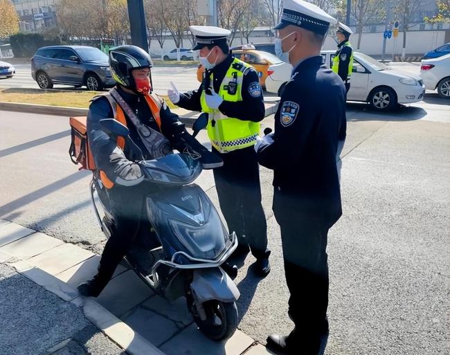 多地解除禁摩令 摩托車管理迎來新變化