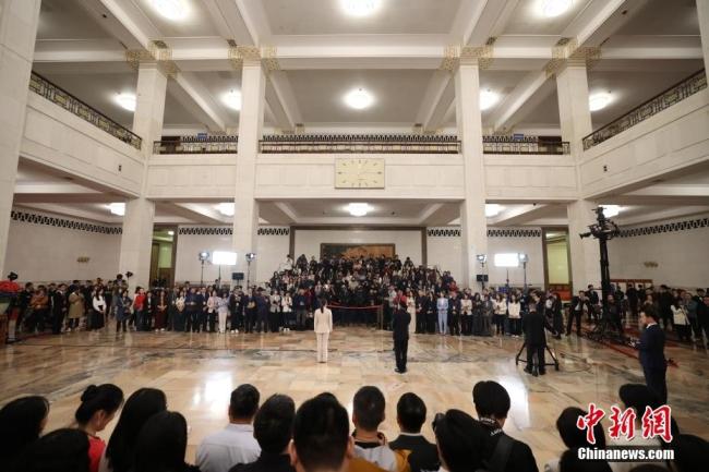 十四屆全國人大三次會議第三場“代表通道”集中采訪活動舉行