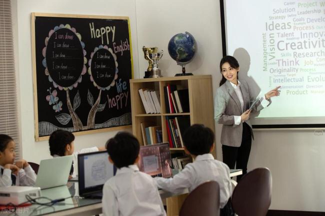 贵州长顺公布中小学教师退出机制 优化教师队伍