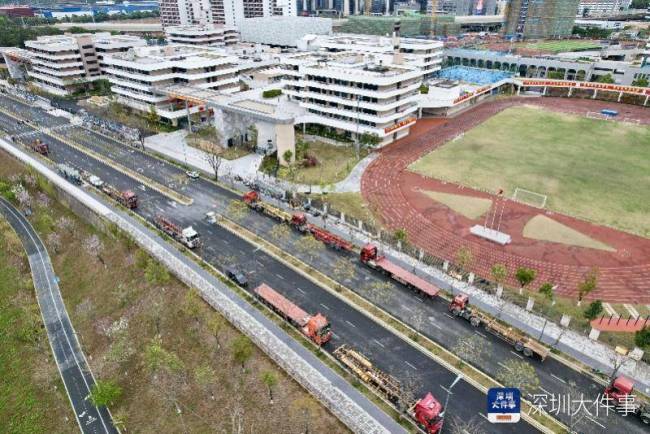 深圳一高中外貨車大擺龍門陣